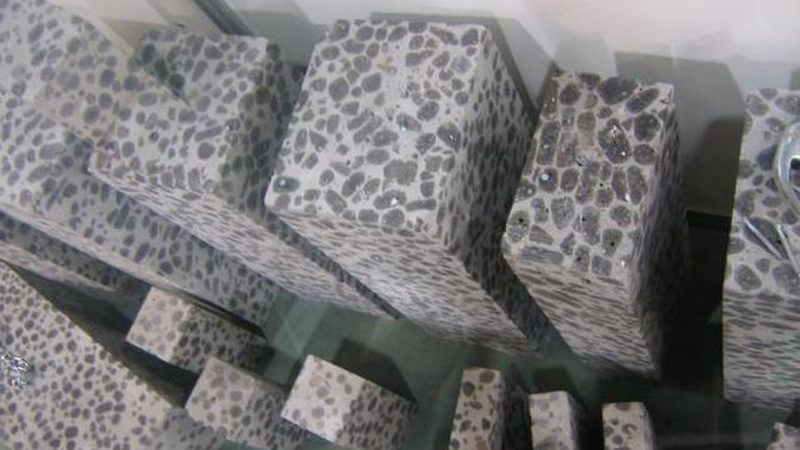 外墙防水涂料加盟代理批发，价格之外，你还需要知道这些**